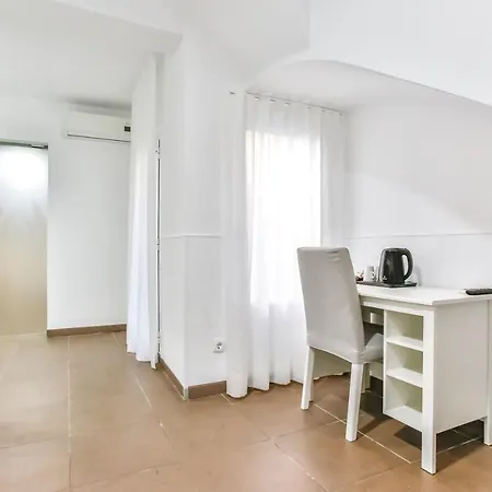 Guest house Laramond Barcelona