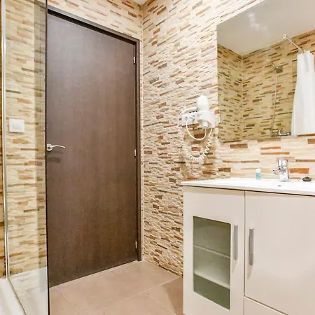 Laramond Guest house