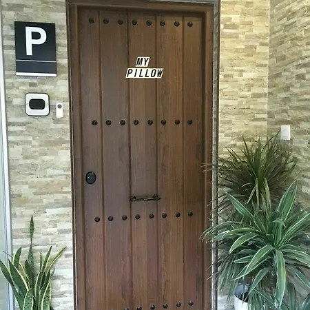 Guest house Laramond Barcelona